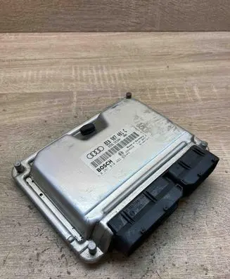 Audi A4 S4 B6 8E 8H Engine control unit/module ECU 8E0907401C 0281010493