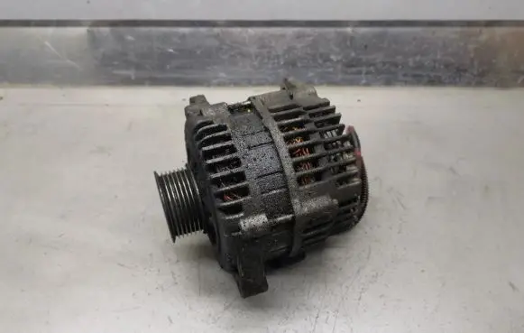 Renault Master II Generator/alternator