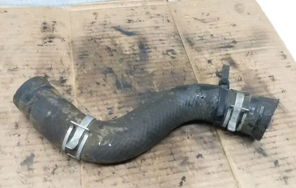 Mazda 323 F Engine coolant pipe/hose
