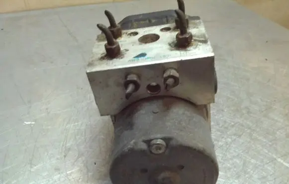 KIA Sorento ABS Pump 589103E310 0265216928
