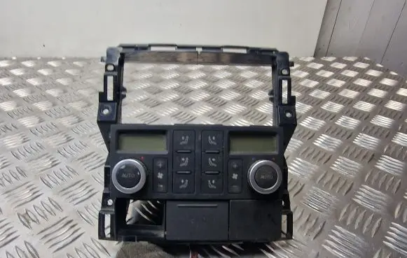 Volkswagen Touareg I Climate control unit 7L6864251