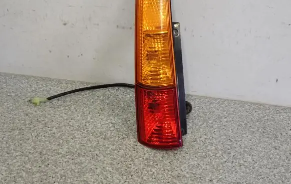 Suzuki Ignis Rear/tail lights