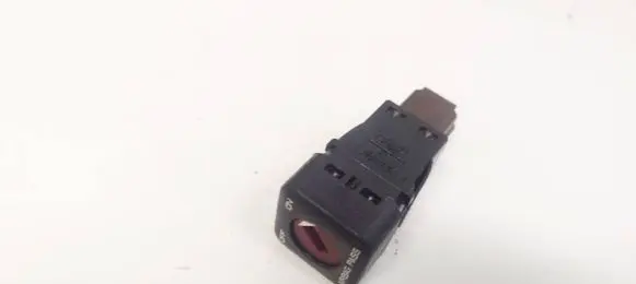 Passenger airbag on/off switch