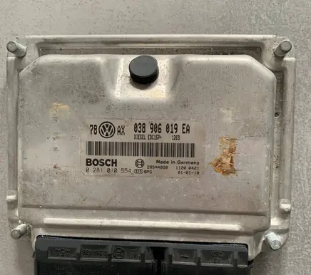 Volkswagen PASSAT B5.5 Engine control unit/module 038906019EA 28SA4858 0281010554
