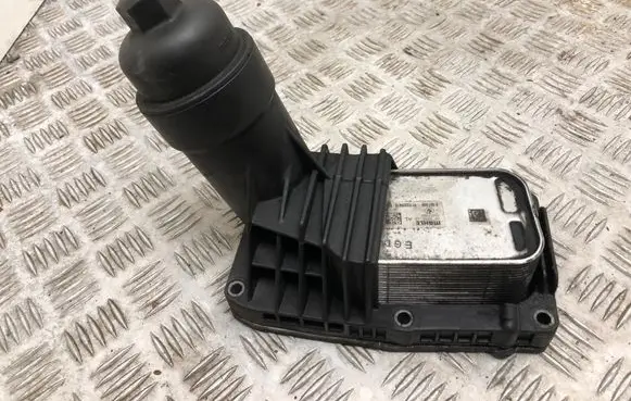 Toyota Avensis T270 Oil filter mounting bracket 8507626 15100900387 ZB850715008
