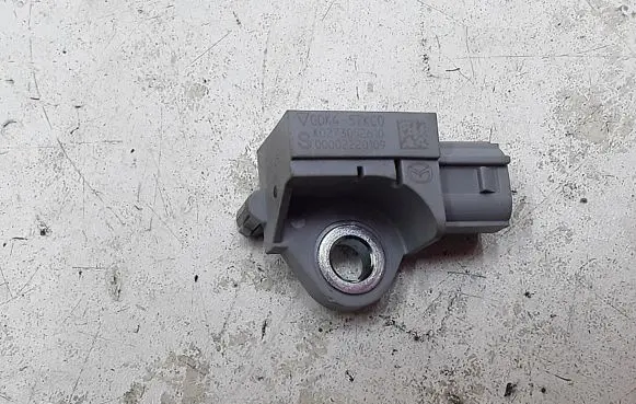 Mazda 6 Fuel cut-off switch gdk457kc0