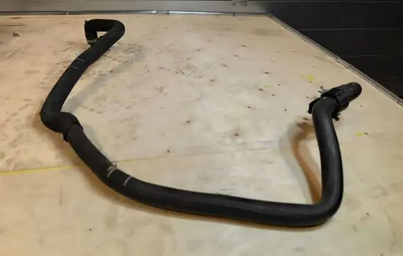BMW 5 G30 G31 Engine coolant pipe/hose 6821252 64216821252 757562202
