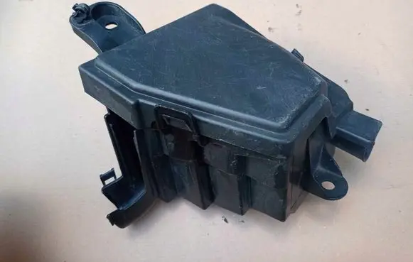 Dacia Sandero Fuse box set
