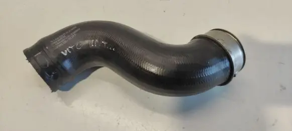 Mercedes-Benz Vito Viano W639 Intercooler hose/pipe A63952809