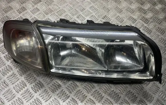 Volvo S80 Headlight/headlamp 8693558 89007830