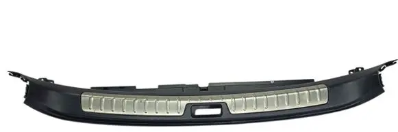 Trunk/boot sill cover protection