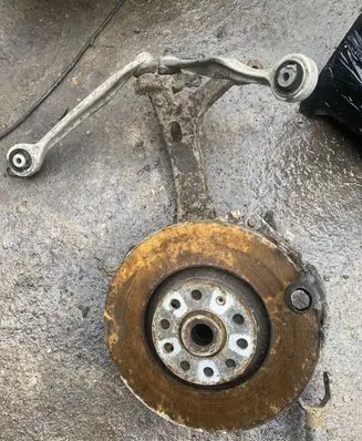 Audi A6 Allroad C5 Front wheel hub spindle knuckle