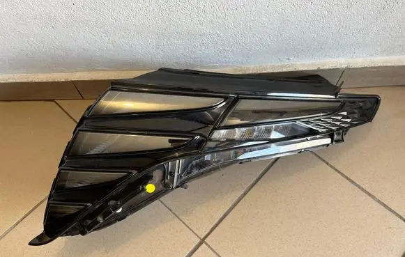 Hyundai Tucson IV NX4 Headlight/headlamp 92207N7100