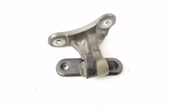 Infiniti Q30 Front door upper hinge H04005DMMA