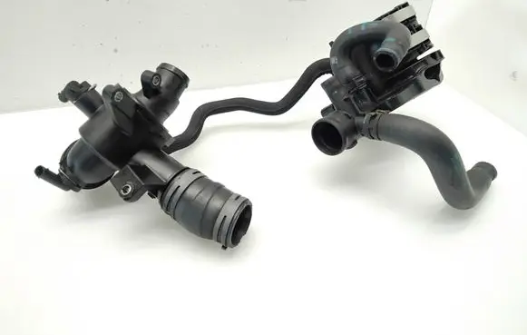 Mercedes-Benz E W212 Fuel filter bracket/mount holder A6512003700 862034295 A6512006901