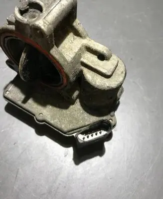 Audi A8 S8 D3 4E Throttle valve 057128063C 0304071337