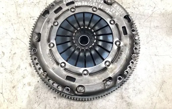 Volkswagen PASSAT CC Clutch set kit 043082001122 03C141025M 181878003803