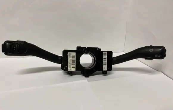Volkswagen Golf IV Indicator stalk 8L0953513J 202854ATW