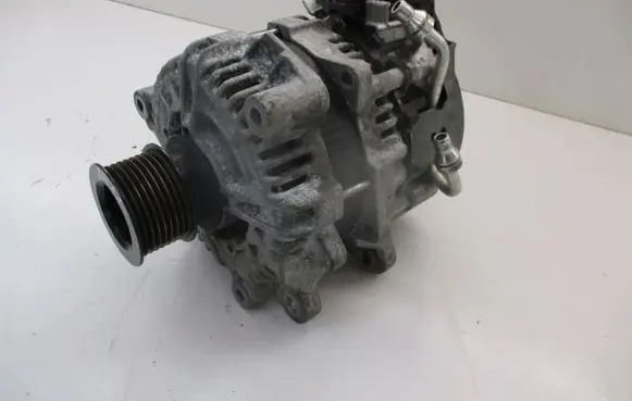 BMW 7 G11 G12 Generator/alternator 8490539 0127823049 B57D30B
