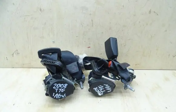 Peugeot 2008 I Rear seatbelt 96781657XY