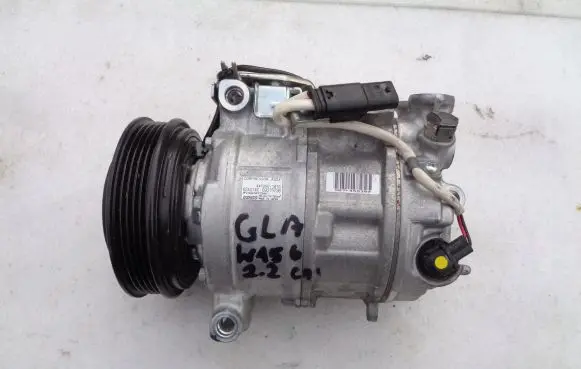 Mercedes-Benz GLA W156 Air conditioning (A/C) compressor (pump) 4472501670