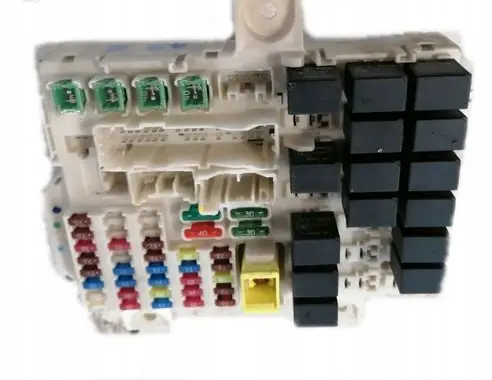 Mitsubishi Colt Fuse box set 5WK45103A
