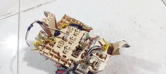 Suzuki Swift I Fuse box set 3677062j21 36770-62j21