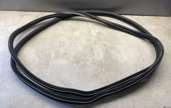 Citroen C4 Grand Picasso Seal rubber (tailgate) 