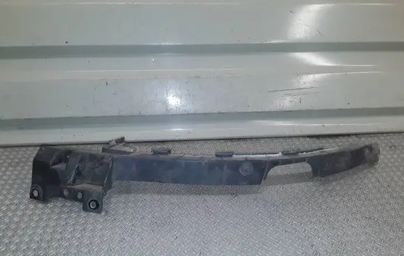 Opel Insignia A Front bumper mounting bracket 13250570