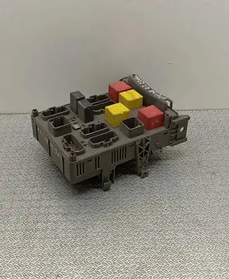 Renault Espace IV Fuse module 518002308 8200283803 8200004201
