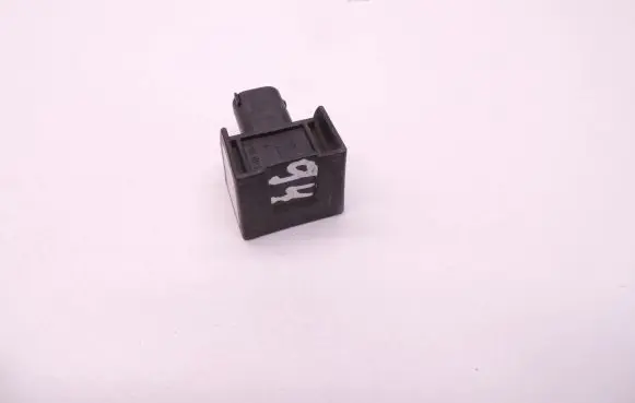 Volvo S60 Airbag deployment crash/impact sensor 8691733 8691736 D94