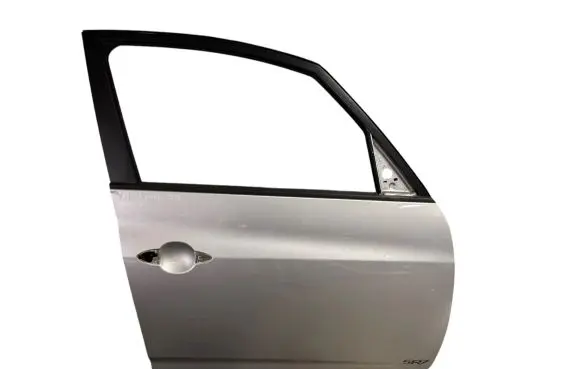 KIA Venga Front door