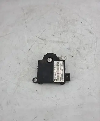 Audi Q7 4L Battery control module 4L0910181 0199000017