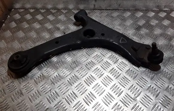 Toyota Corolla Verso AR10 Front lower control arm/wishbone
