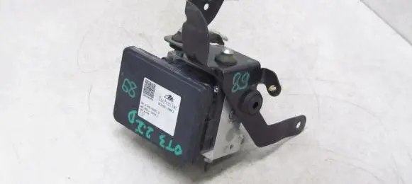 Mitsubishi Outlander ABS Pump 4670A666