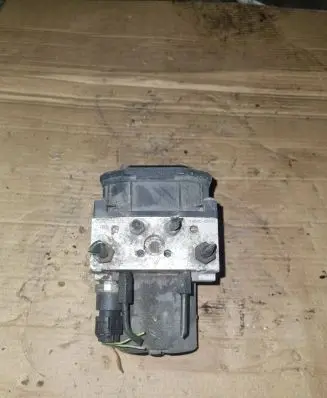 Toyota Avensis T250 ABS Pump 4454005040
