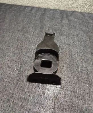 Porsche Macan (95B) Radiator mount bracket 95b121093a
