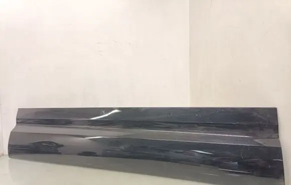 Land Rover Defender Front door trim (molding) L8B221065D