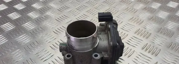Ford Ecosport Throttle valve CN1G9F991AB P152710400