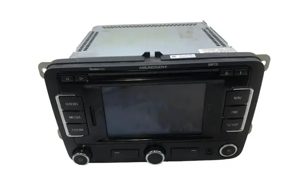 Skoda Superb B6 (3T) Radio/CD/DVD/GPS head unit 3T0035192M