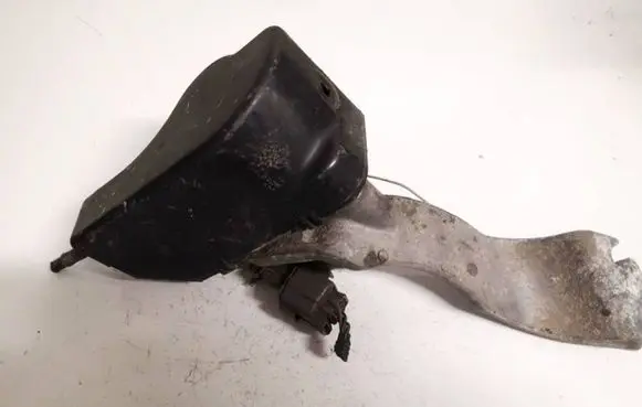 Accelerator throttle pedal