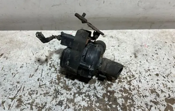 Mercedes-Benz E W211 Electric auxiliary coolant/water pump A2118350028 130587165
