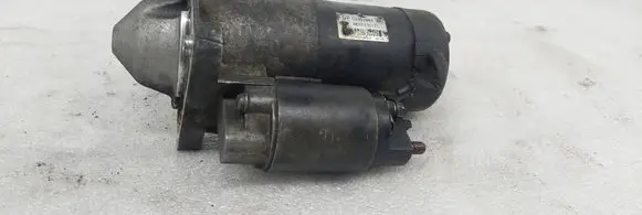 Opel Zafira B Starter motor 55352882 M001T30171