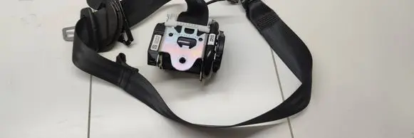 Ford Focus Front seatbelt R20025RP 0589P1000277