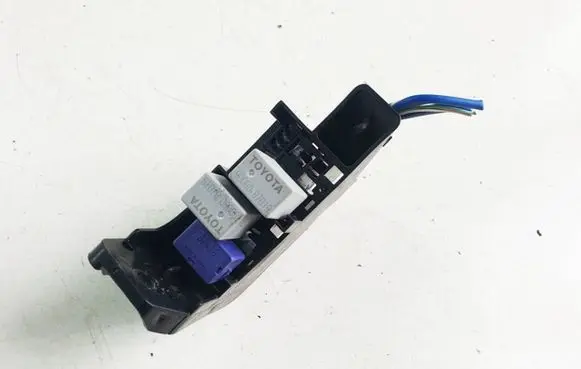 Toyota Auris 150 Fuse box set 8317