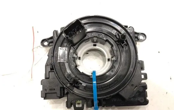 Skoda Octavia Mk3 (5E) Airbag squib ring wiring 10136318-04