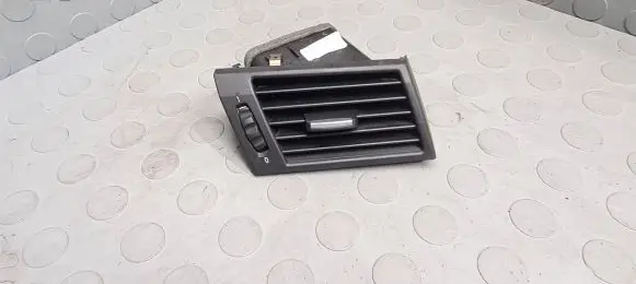 BMW X3 E83 Dashboard side air vent grill/cover trim 3415974