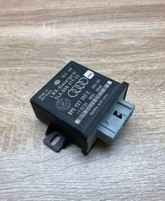 Audi A6 S6 C6 4F Light module LCM 8P0907357C 5LA008379