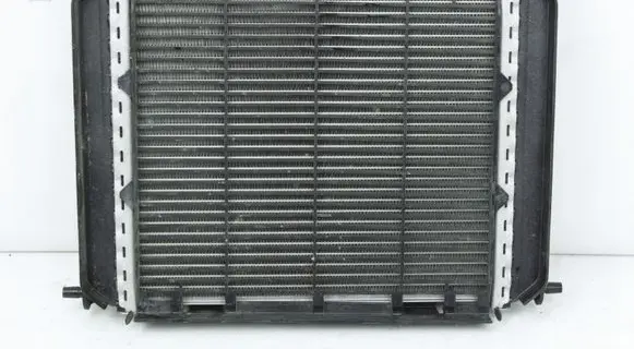BMW X5 G05 Coolant radiator 8697893