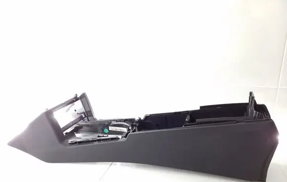 Mercedes-Benz E W212 Center console A2126800050